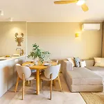 Marina Paraiso Retreat * Адехе