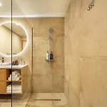 Апартаменти Marina Paraiso Retreat *