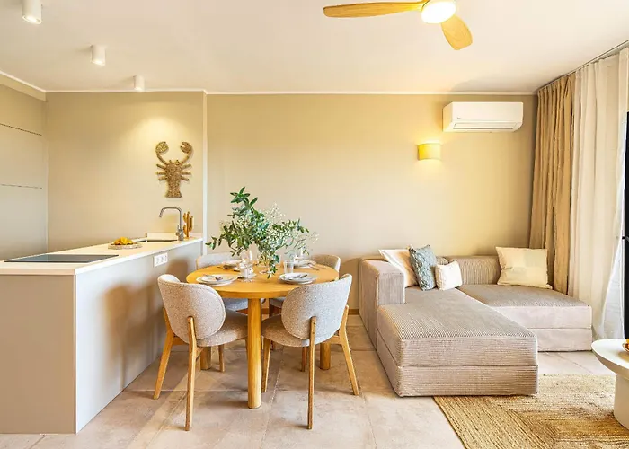 Marina Paraiso Retreat * 阿德耶